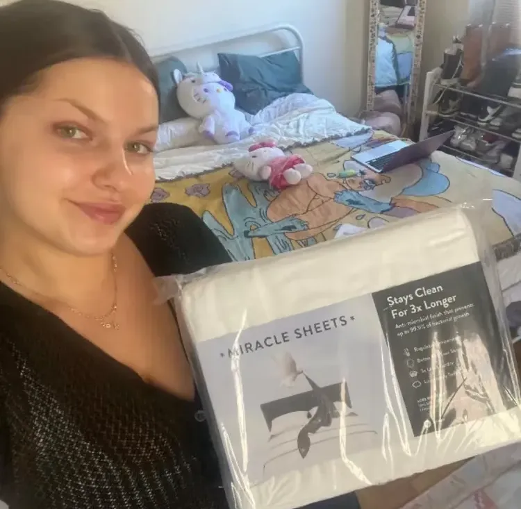 Miracle Sheets 5 Star Review by User Carla T. from Georgia